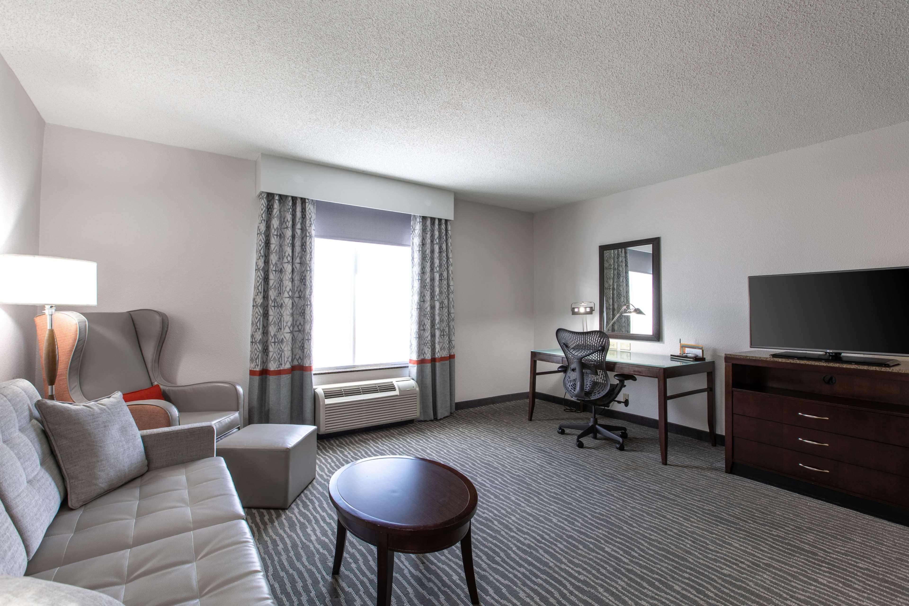 Hilton Garden Inn Lynchburg Extérieur photo