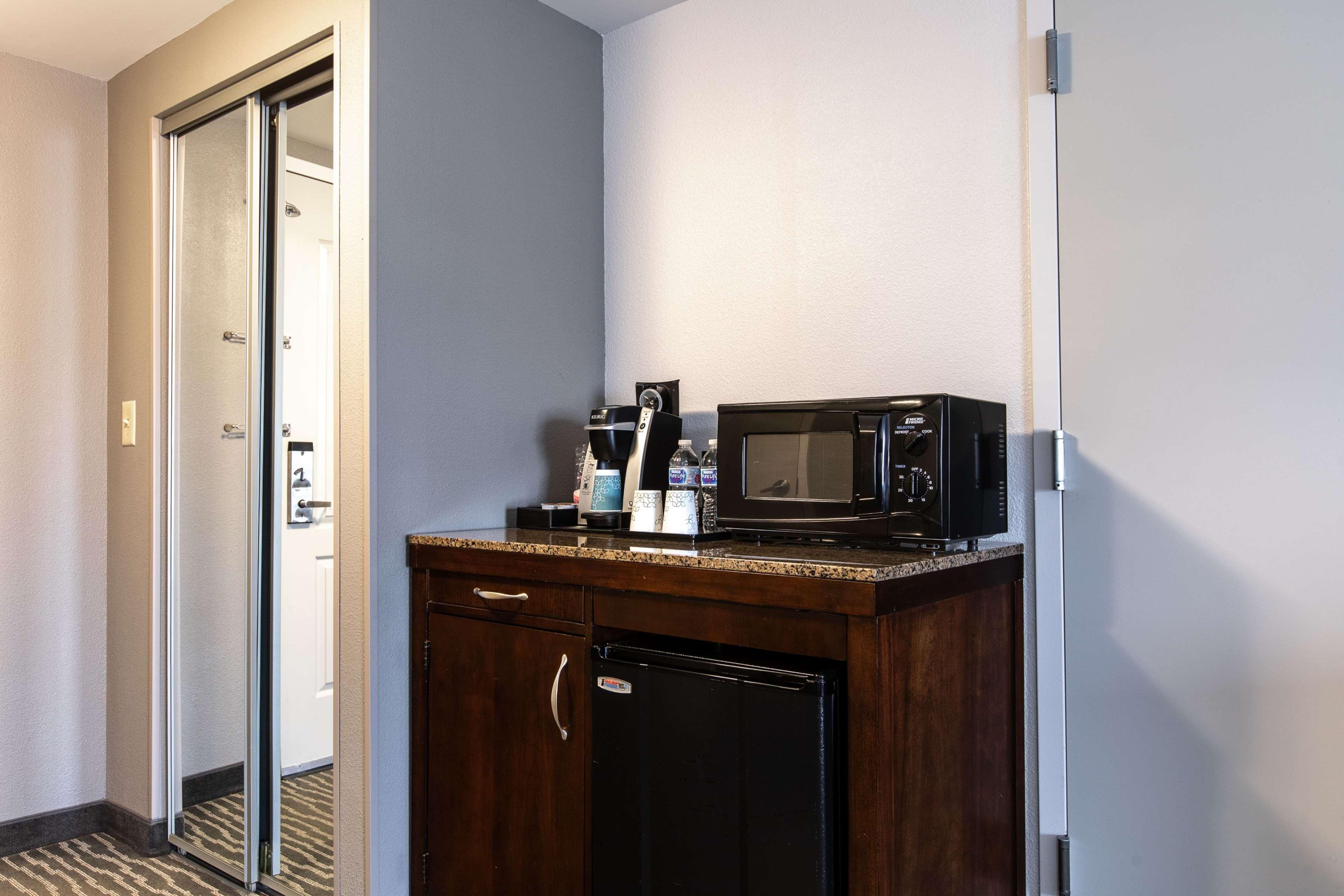 Hilton Garden Inn Lynchburg Extérieur photo